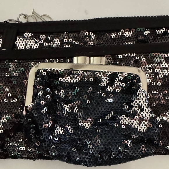 Victoria’s Secret Bling Bag with matching coin purse NEVER USED - Picture 8 of 13